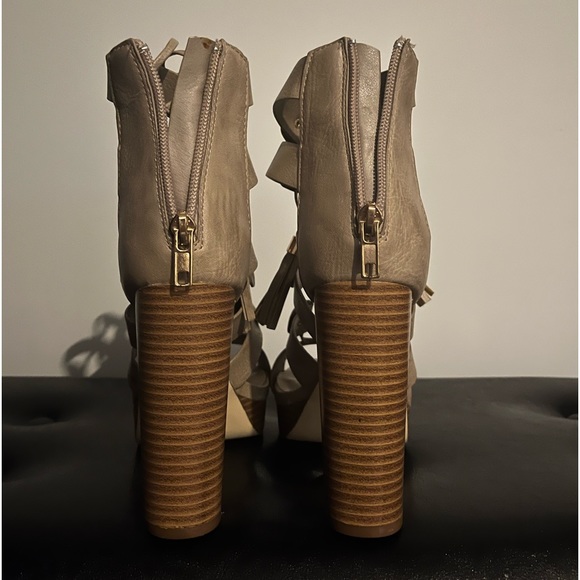 BOHO TASSEL TAUPE HEELS👡🪐 - Picture 3 of 4